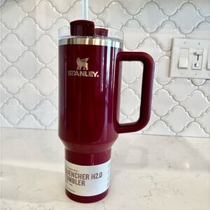 Stanley 40oz red wine/silver